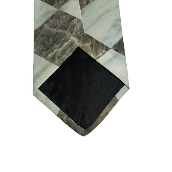 Ralph Marlin Chess Perspective Game Vintage Novelty Necktie Polyester - Picture 6 of 7